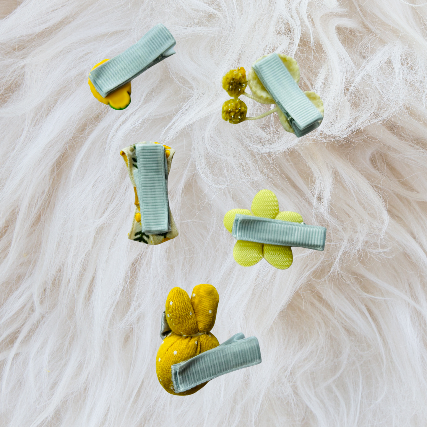 Charming Floral Hair Clips