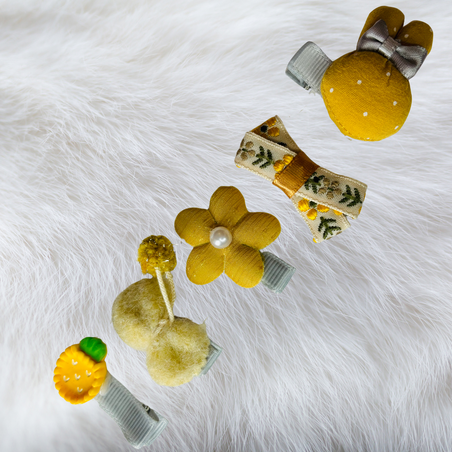 Charming Floral Hair Clips